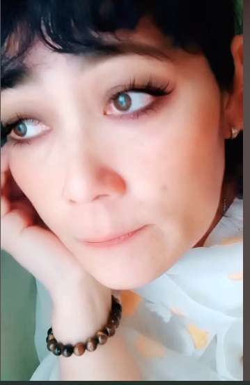 Punya Wajah Mirip Suzzanna, Wanita Ini Disebut Reinkarnasi `Si Ratu Horor Indonesia`