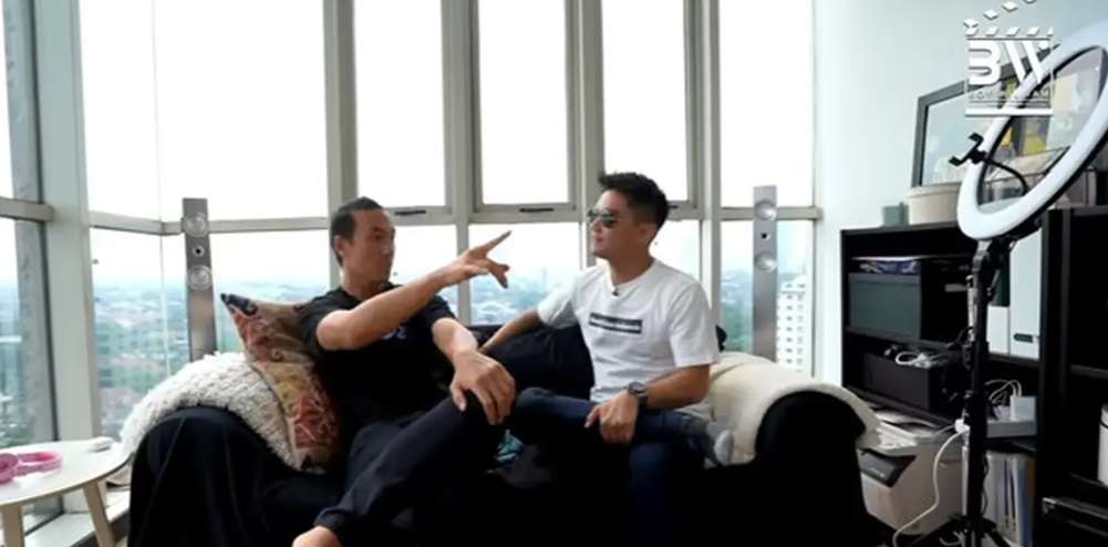 Kaget Ada Sekolah yang Dukung LGBT, Ini Potret Rumah Daniel Mananta yang Berkonsep Industrial, Keren Banget!