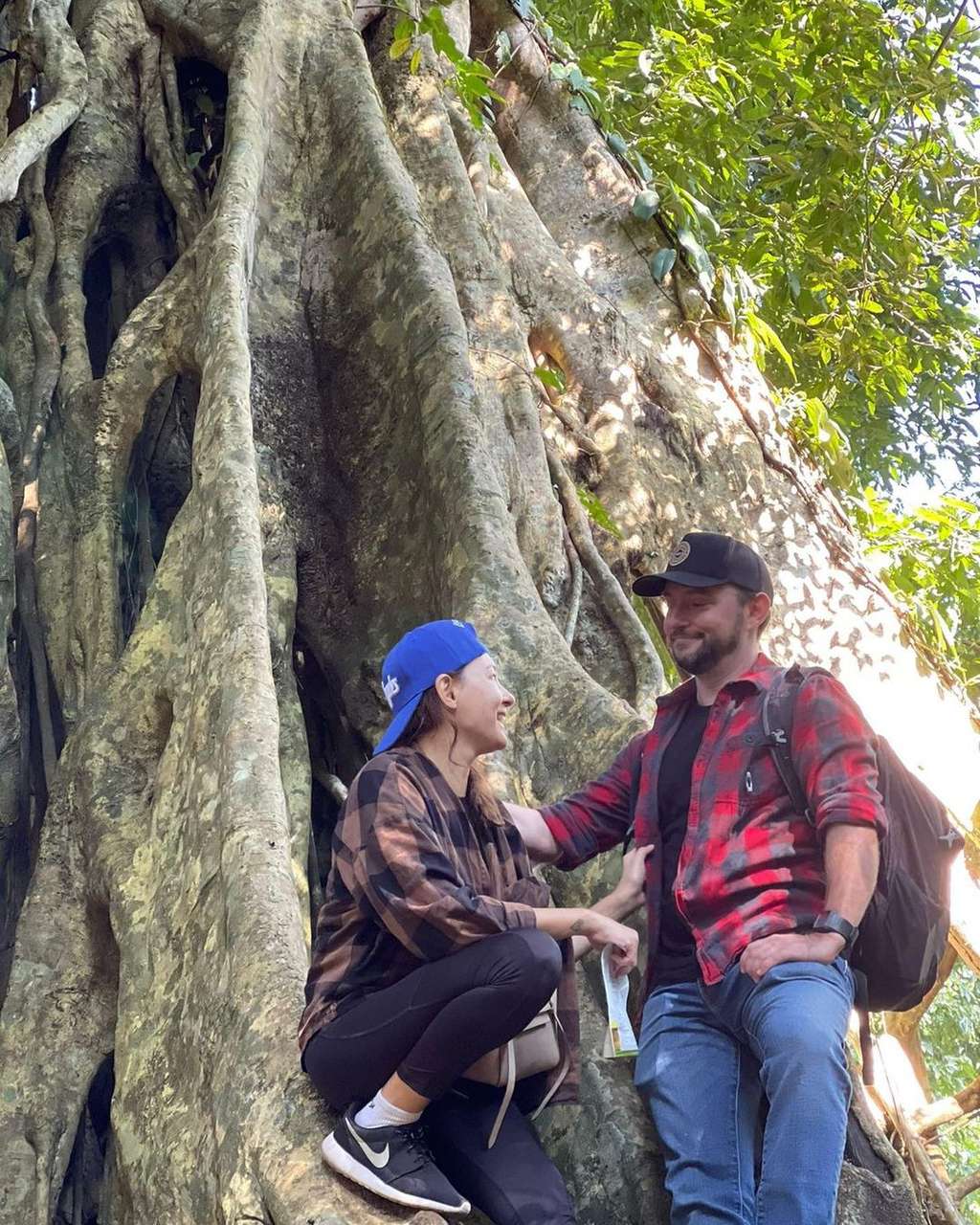 8 Potret Bahagia Pernikahan Dewi Rezer dengan Ethan Alarmk, Penantian setelah 6 Tahun Pacaran