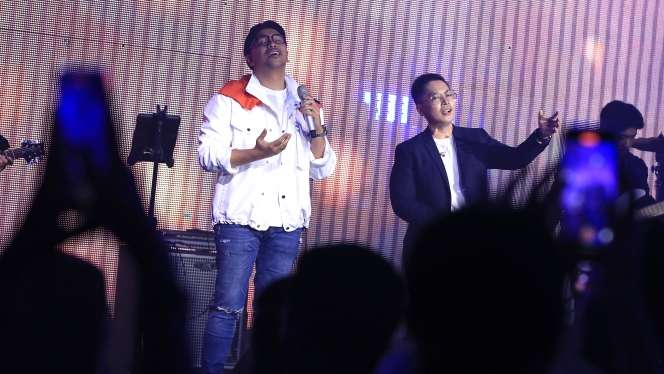 FOTO: Nostalgia Bareng Kerispatih x Sammy Simorangkir di Konser Spesial Gen-P  