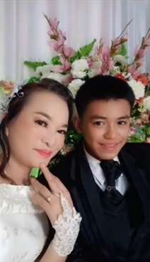 Potret Remaja 16 Tahun Menikah dengan Wanita 41 Tahun, Ternyata Sahabat Ibunya