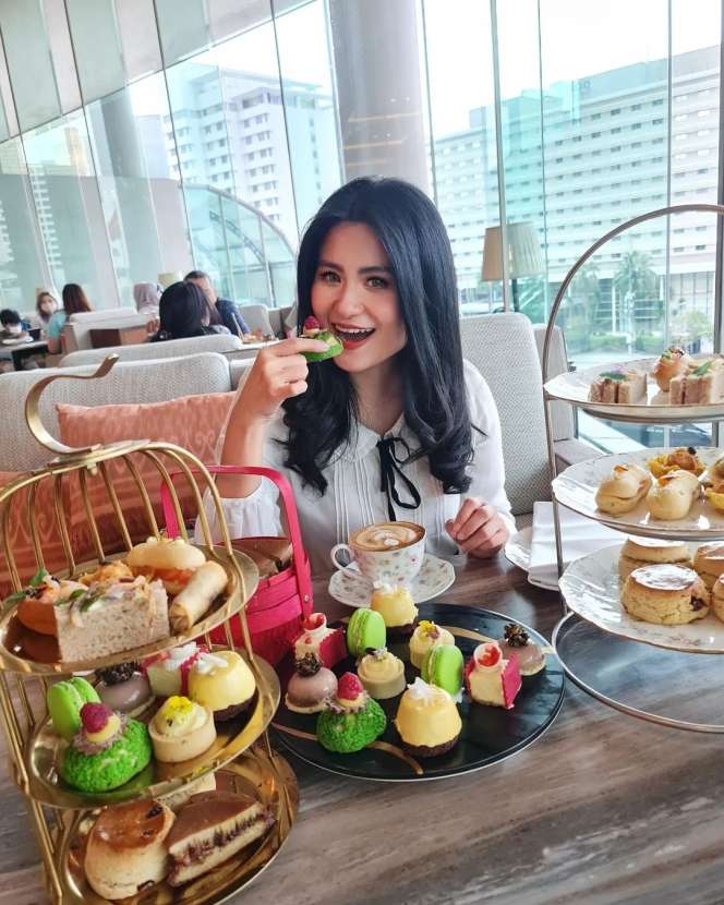 7 Potret Melisa Penyanyi Cilik 'Abang Tukang Bakso' yang Kini Bikin Tercengang