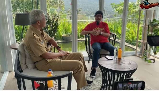 Dijuluki 'Rumah Putih' Inilah Potret Hunian Andy F Noya Ayah Marlo Ernesto, Vibesnya Bikin Betah!