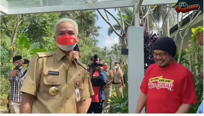 Dijuluki 'Rumah Putih' Inilah Potret Hunian Andy F Noya Ayah Marlo Ernesto, Vibesnya Bikin Betah!