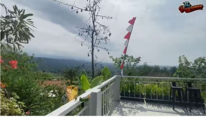 Dijuluki 'Rumah Putih' Inilah Potret Hunian Andy F Noya Ayah Marlo Ernesto, Vibesnya Bikin Betah!