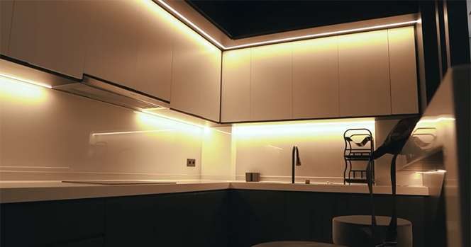 Potret Rumah Baru YouTuber Brandon Kent Bergaya Modern, Ada Efek 3D Dalam Dinding Kamar