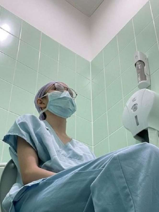 Potret Sasi Asmara Calon Dokter Cantik Putri Anjasmara dan Dian Nitami