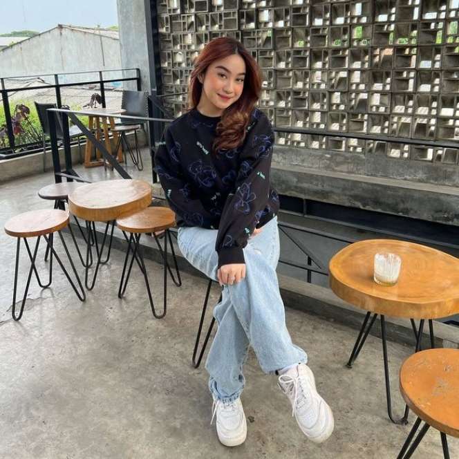 Jarang Tersorot! Ratna Kaidah Putri Sulung Adi Bing Slamet yang Kini Jadi Selebgram, Parasnya Bikin Salfok