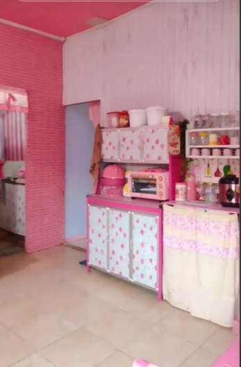 Potret Rumah Anti Sombong Menipu Mata, Dari Luar Berdinding Papan, Lihat Isi Dalamnya Bikin Syok, Netizen: `Nggak Nyangka`
