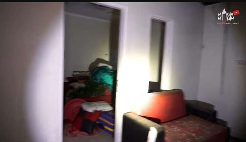 Penampakan Rumah Mewah Terbengkalai Milik Chelsea Olivia, Lihat Isi Dalamnya Bikin Merinding!