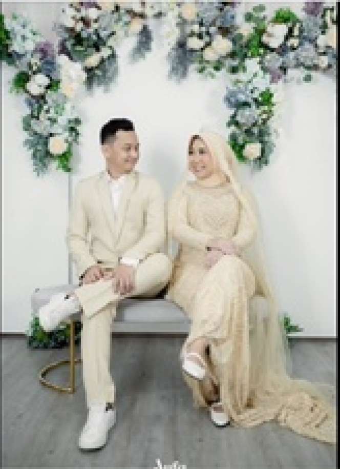 Pasangan Ini Nyesel dengan Makeup Pernikahan 10 Tahun Lalu, Akhirnya Foto Ulang yang Hasilnya Bikin Iri Netizen