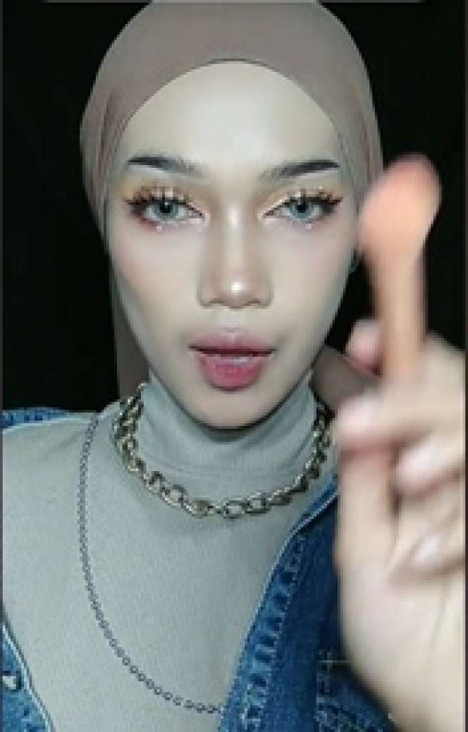 Awalnya Dikatain Sok Cantik, setelah Makeup Cakepnya Gak Ada Obat, Kata Netizen Kayak Model Bella Hadid