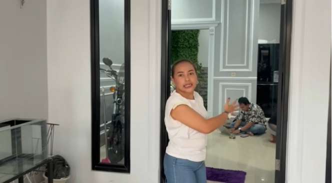 Dulu Tinggal di Hunian Sederhana, Begini Megahnya Rumah Mpok Alpa Usai Direnovasi, Dapat Banyak Hadiah Dari Rekan Artis