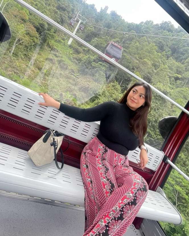 Ingat Ayu Anjani 'Ratu Drama Kolosal'? Kini Pilih Ceraikan Suami Usai Sang Ibu dan Adik Meninggal Karena Kecelakaan