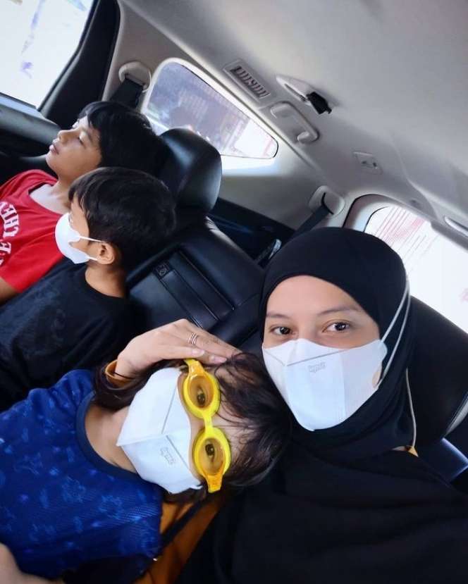 Potret Retno Paradinah Istri Zul Zivilia yang Kini Jadi Tulang Punggung Keluarga
