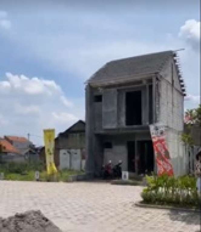 Jadi Juragan Properti, Inilah 8 Potret Perumahan Mewah Ussy Sulistiawaty dan Andhika Pratama yang Punya 15 Kavling