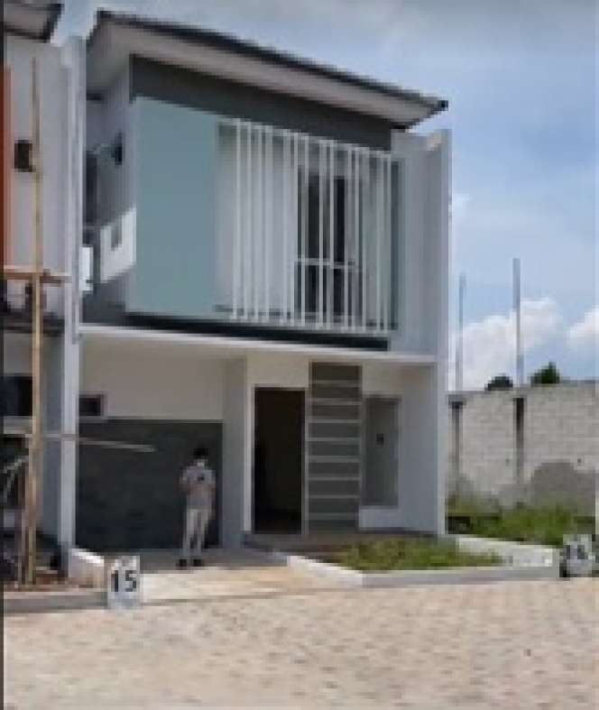 Jadi Juragan Properti, Inilah 8 Potret Perumahan Mewah Ussy Sulistiawaty dan Andhika Pratama yang Punya 15 Kavling