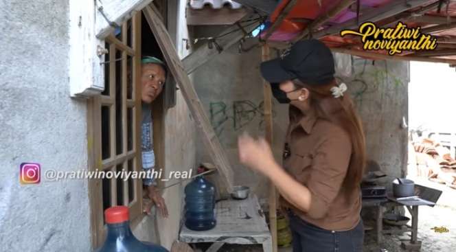 Dulu Jadi Pedangdut Top Era 90an, Kini Hidupnya Berubah Drastis Usai Jadi ODGJ, Diduga karena Guna-guna!