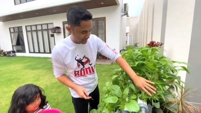 Potret Rumah Mewah Sonya Fatmala Istri Hengky Kurniawan yang Kini Jadi Bupati, Penampakan Halamannya Bikin Melongo