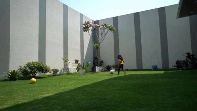 Potret Rumah Mewah Sonya Fatmala Istri Hengky Kurniawan yang Kini Jadi Bupati, Penampakan Halamannya Bikin Melongo