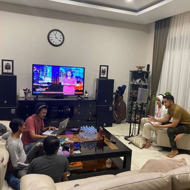 Potret Rumah Mewah Sonya Fatmala Istri Hengky Kurniawan yang Kini Jadi Bupati, Penampakan Halamannya Bikin Melongo