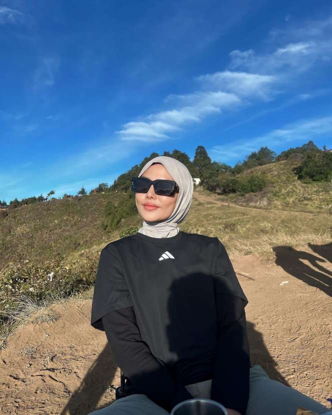 Potret Dara Arafah yang Gemar Olahraga Ekstrem dan Tak Takut Punya Kulit Kusam