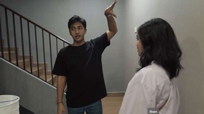 10 Potret Rumah Bintang Sinetron Harris Vriza, Usung Konsep Minimalis Modern yang Homey Banget