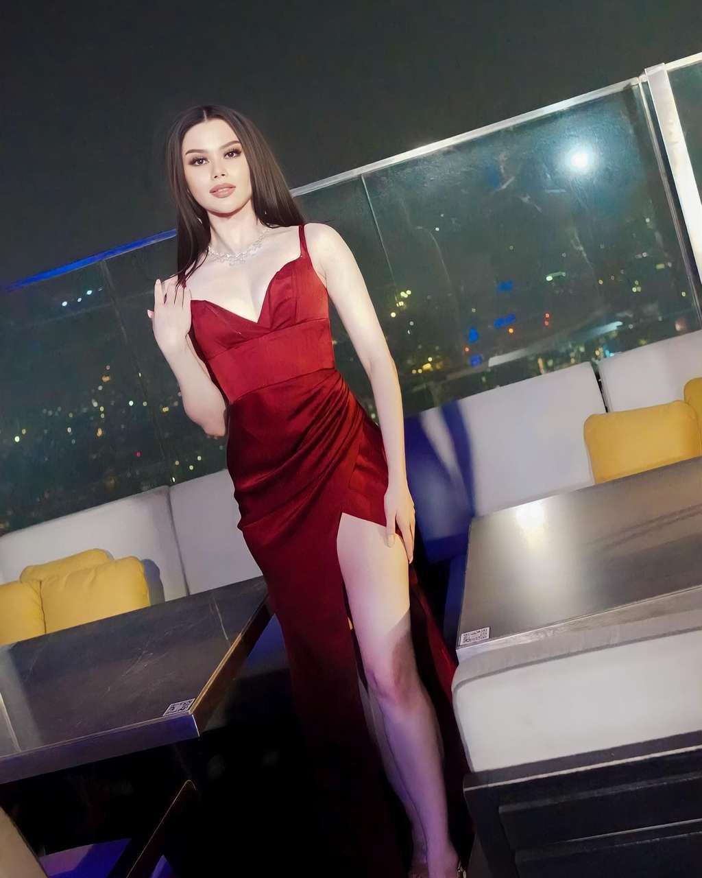 Potret Fabienne Nicole Groeneveld Pemenang Miss Universe Indonesia 2023 yang Dituding Beri Uang Sogokan, Punya Segudang Prestasi!