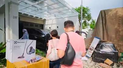11 Potret Rumah Ricky Perdana Aktor Langganan Sinetron Hidayah, Mewah Bertingkat dengan Interior Serba Putih