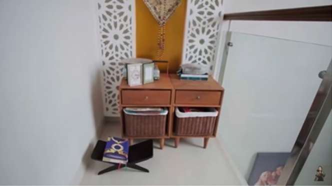 11 Potret Rumah Ricky Perdana Aktor Langganan Sinetron Hidayah, Mewah Bertingkat dengan Interior Serba Putih