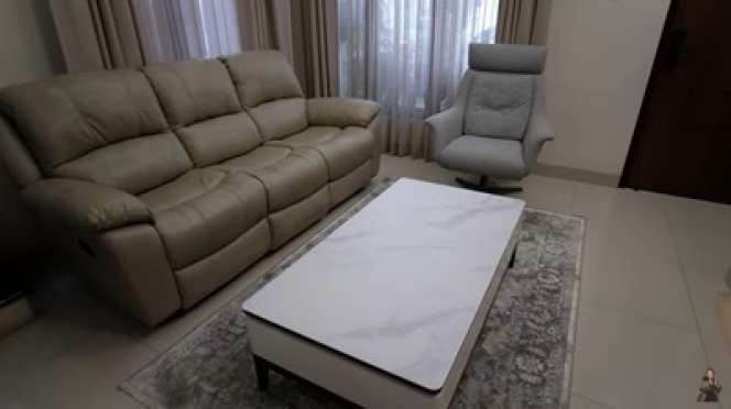 Intip Rumah Mewah Ibu Kos Tya Ariestya yang Serba Pakai Smart Furniture, Estetik dan Menghemat Ruang Banget