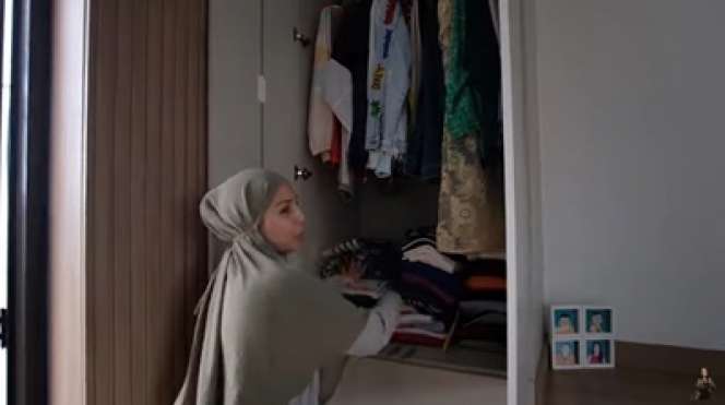 Intip Rumah Mewah Ibu Kos Tya Ariestya yang Serba Pakai Smart Furniture, Estetik dan Menghemat Ruang Banget