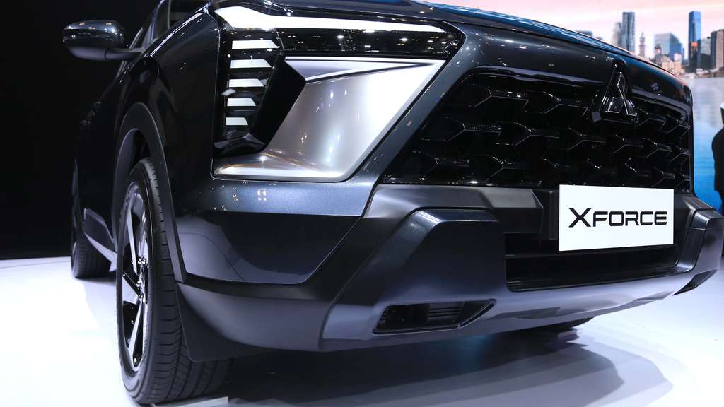 Potret Mitsubishi XForce Mulai Dijual, Harga Mulai Rp300 Jutaan