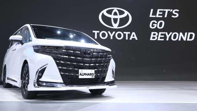 Toyota Alphard Anyar Mejeng di GIIAS 2023, Lebih Panjang