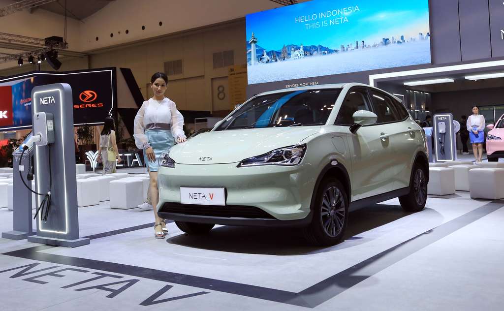 Perdana Nongol di GIIAS 2023, NETA Pamer Mobil Listrik ala Lamborghini
