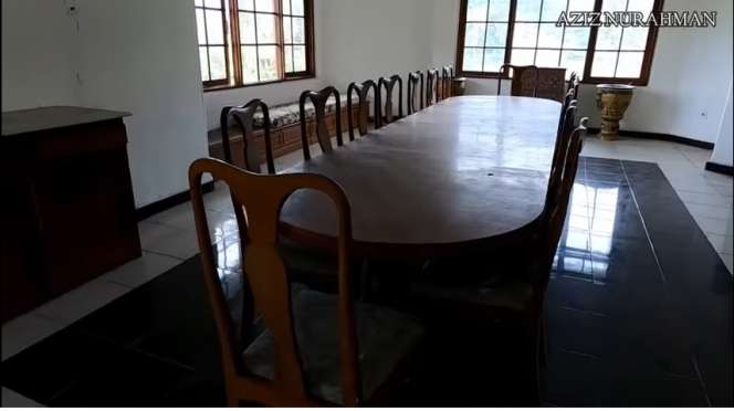 Rumah Mewah Milik Bos Muda yang Dijuluki 'Sultan Andara' Ini Terbengkalai Begitu Saja, Ada Penampakan Seram di Dalamnya!