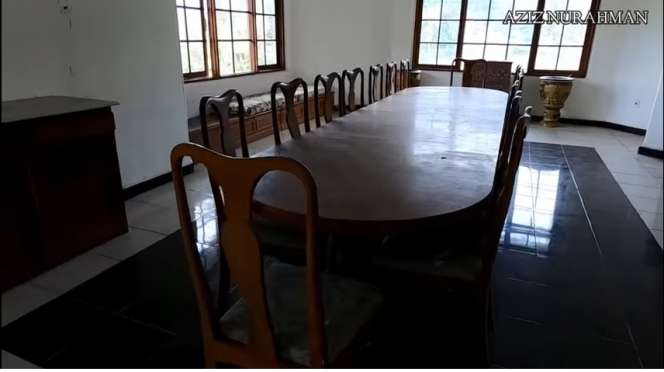 Rumah Mewah Milik Bos Muda yang Dijuluki 'Sultan Andara' Ini Terbengkalai Begitu Saja, Ada Penampakan Seram di Dalamnya!