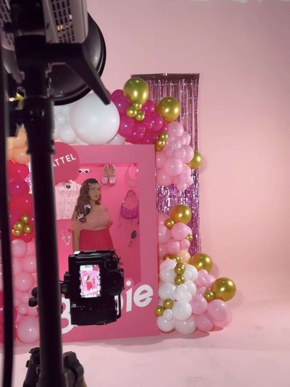 Potret Hanum Mega Maternity Photoshoot, Tanpa Suami