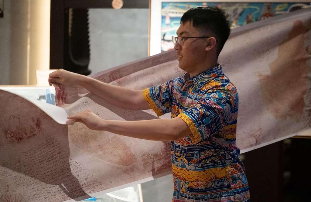 Mengintip Karya Seniman Indonesia di The Land of Art