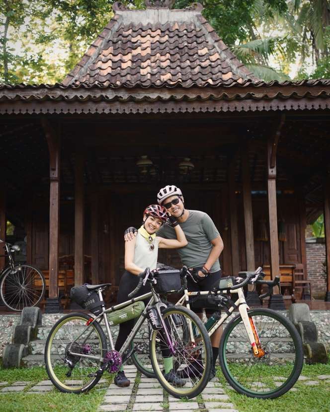 Rela Pindah Rumah 10 Kali dalam 10 Tahun, Artis Cantik Ini Ungkap Alasan Mengejutkan, Ternyata…
