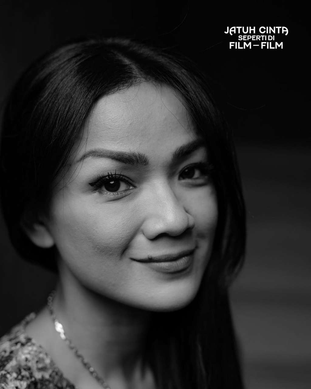 Rela Pindah Rumah 10 Kali dalam 10 Tahun, Artis Cantik Ini Ungkap Alasan Mengejutkan, Ternyata…
