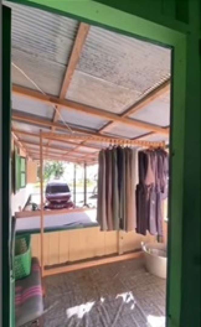 Tak Harus Gedongan, Inilah Bukti Nyata Rumah Sederhana dari Kayu tapi Super Nyaman, Interiornya Bikin Heran