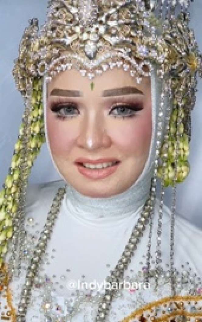 Wajah Beruntusan Parah, Pengantin Sunda Ini Bisa Tampil Memesona di Hari Pernikahan Berkat Tangan Ajaib MUA, Hasilnya Bikin Pangling!