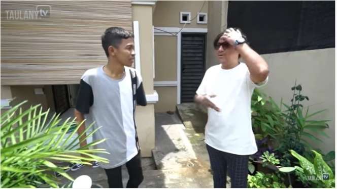 Tinggal di Kawasan Elite, Ini Potret Rumah Dede Sunandar Mantan OB yang Sukses Jadi Komedian Hingga Siap Nyaleg 2024