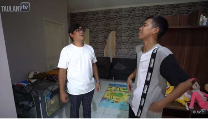 Tinggal di Kawasan Elite, Ini Potret Rumah Dede Sunandar Mantan OB yang Sukses Jadi Komedian Hingga Siap Nyaleg 2024