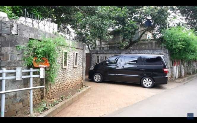 House Tour Rumah Mewah Laudya Cynthia Bella yang Dijual Rp8 Miliar