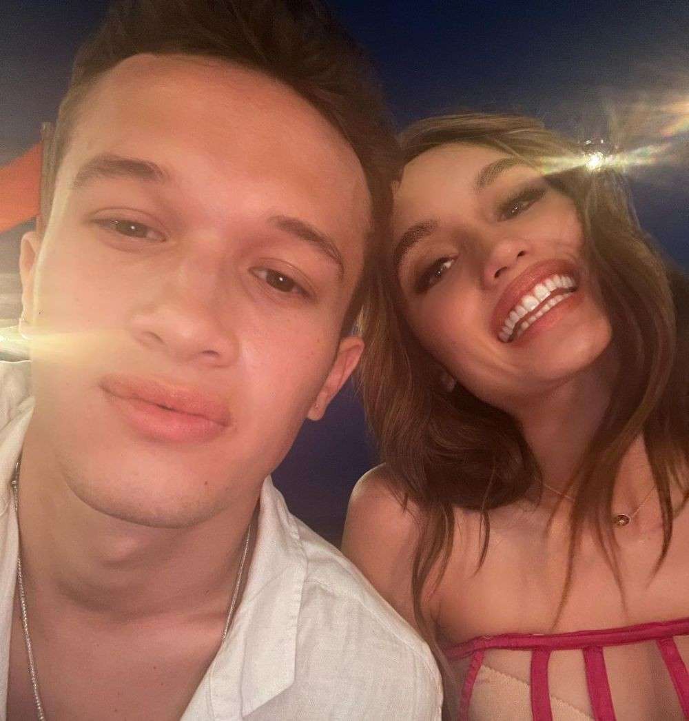 Sudah Go Publik, Gaya Pacaran Cinta Laura dan Arya Vasco Bucin Banget