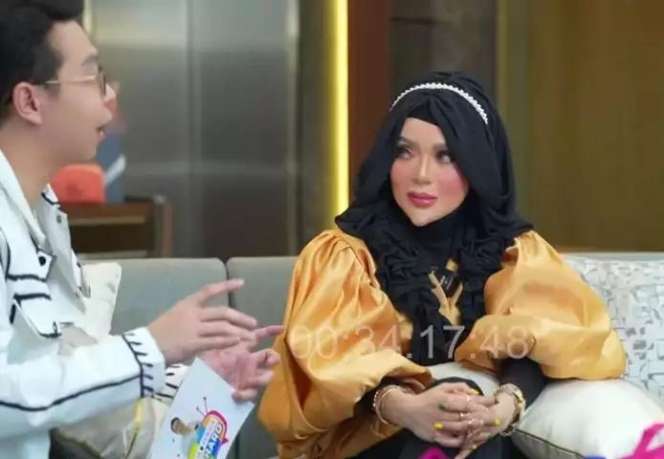 Potret Yuni Jasmine PNS Viral Berdagu Lancip, Wajah Aslinya Dibongkar Dr. Richard Lee
