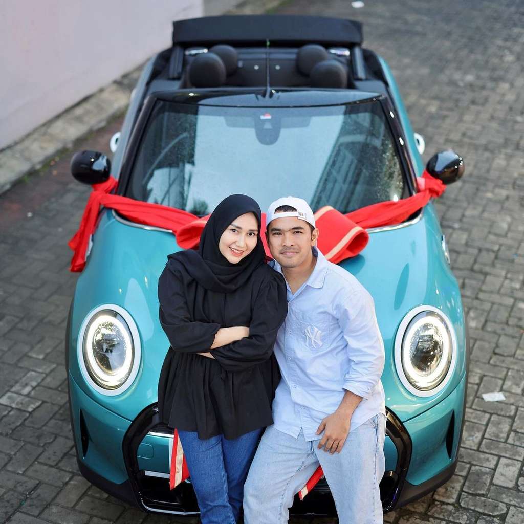 Pasangan Artis yang Pernah Ajukan Gugatan Cerai, Kini Makin Harmonis setelah Rujuk
