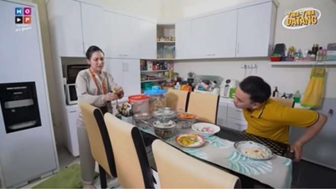 Pernah Jadi Penyanyi Dangdut Keliling, Inilah 8 Potret Rumah Ayu Ting Ting Sebelum dan Sesudah Sukses, Bak Bumi dan Langit